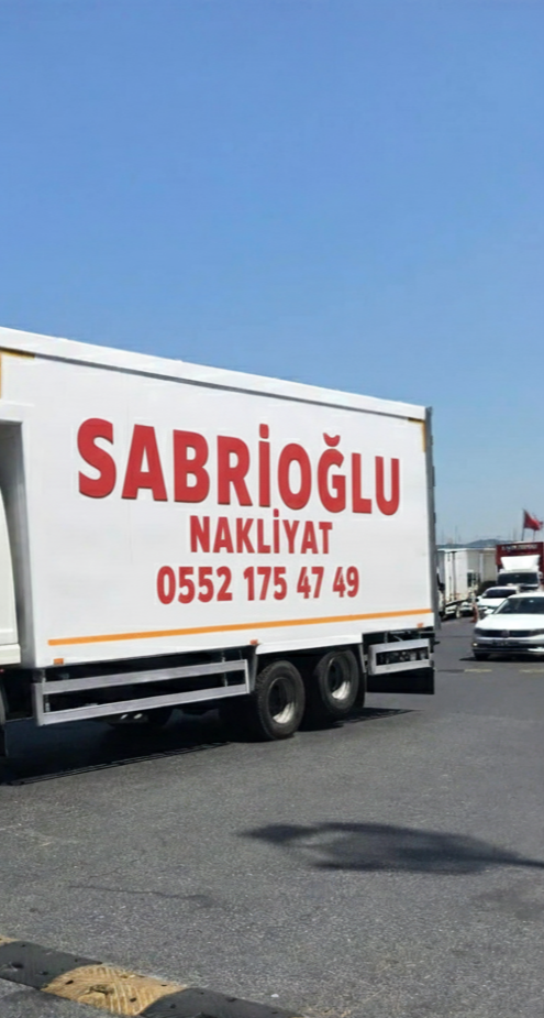 Parça eşya taşıma, az sayıda eşya taşıtmak isteyenler için ideal bir çözümdür. Parça eşya taşıma İstanbul, tek parça eşya taşıma ve uygun fiyatlı nakliye seçenekleriyle ekonomik ve pratik taşımacılık hizmeti sunulur.